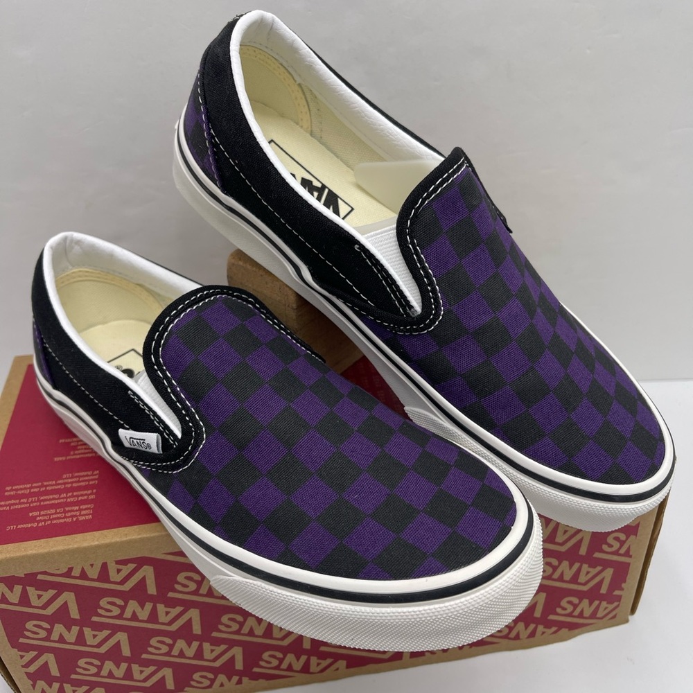 Vans Men’s Purple Checkered Classic Slip-On
Pop Check Gothic Grape Sneakers - Picture 8 of 16